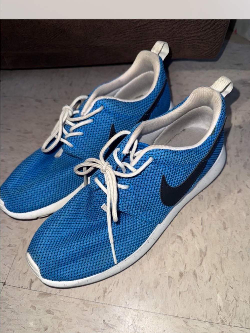 Nike Women’s Blue Mesh Sneakers with Black Swoosh